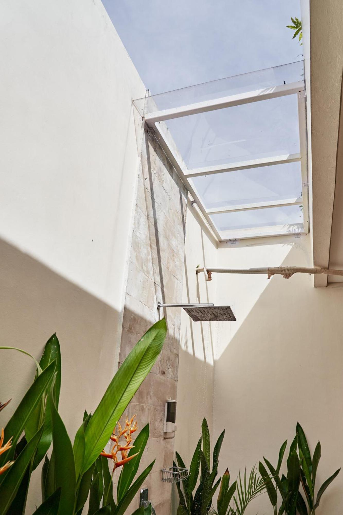 Villa Karuna Uppala Umalas Canggu Екстериор снимка